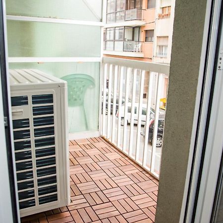 Apartamento Reus 2 - Parking Gratuito Kültér fotó