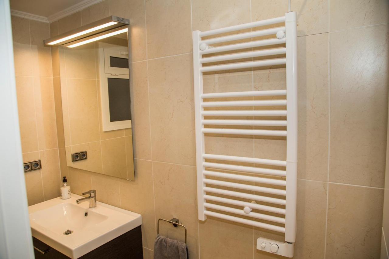 Apartamento Reus 2 - Parking Gratuito Kültér fotó