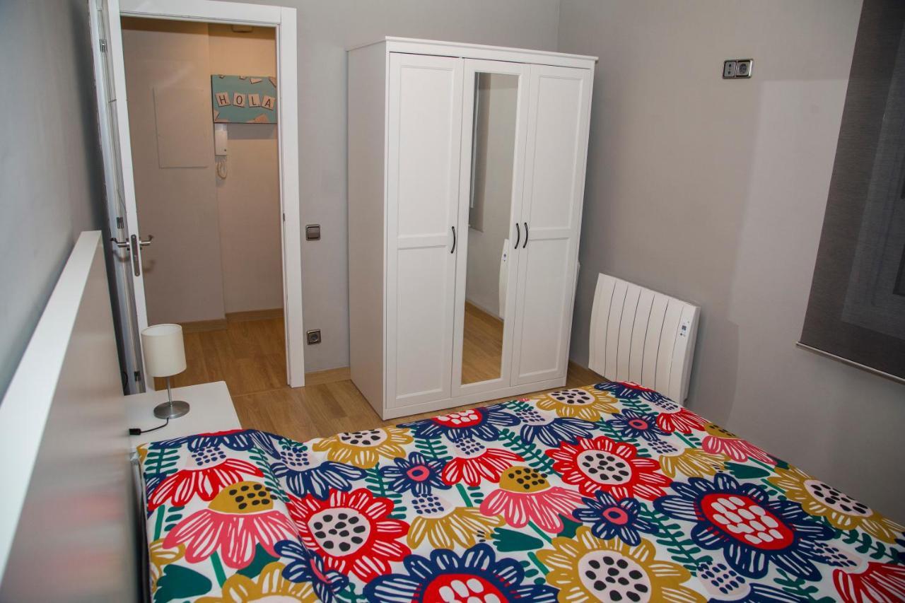 Apartamento Reus 2 - Parking Gratuito Kültér fotó