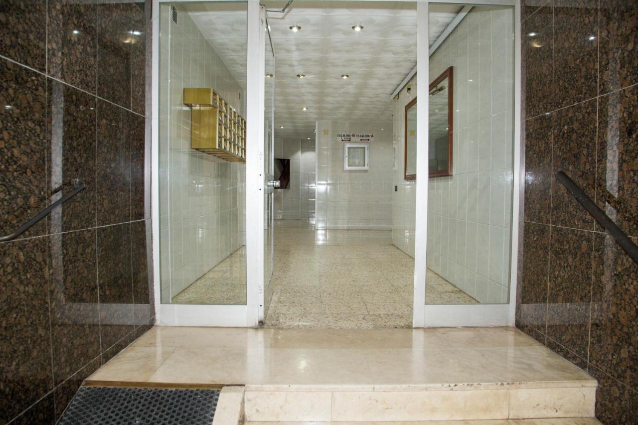 Apartamento Reus 2 - Parking Gratuito Kültér fotó